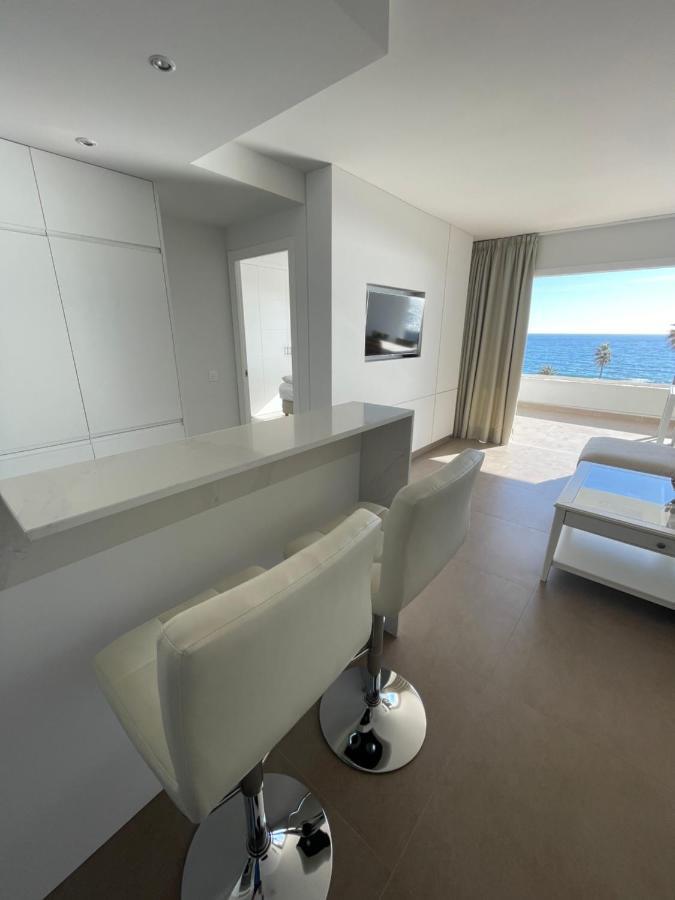 Miraflores Beach - Playa First Line - Sea View - Luxury & Design Apartment Mijas Exteriör bild